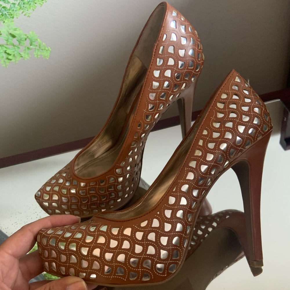BCBG heels